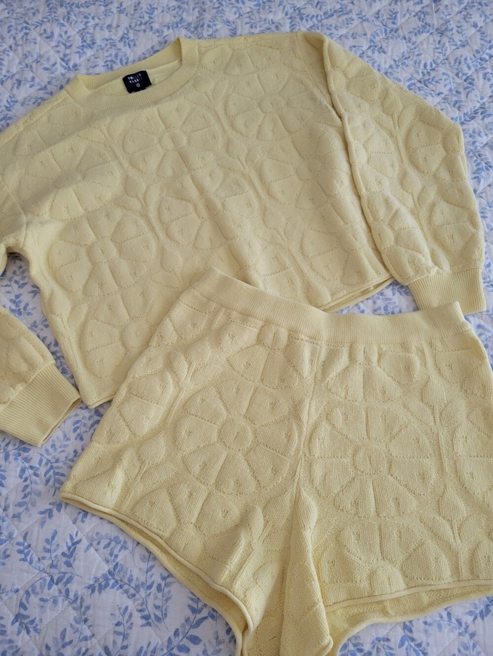 Roller Rabbit matching sweater and shorts cotton set
